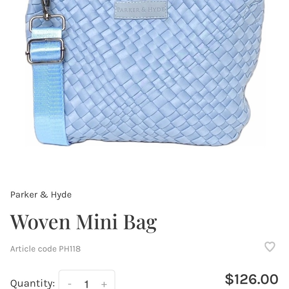 Parker and hide mini blue bag! Never used - missing the small pouch inside.